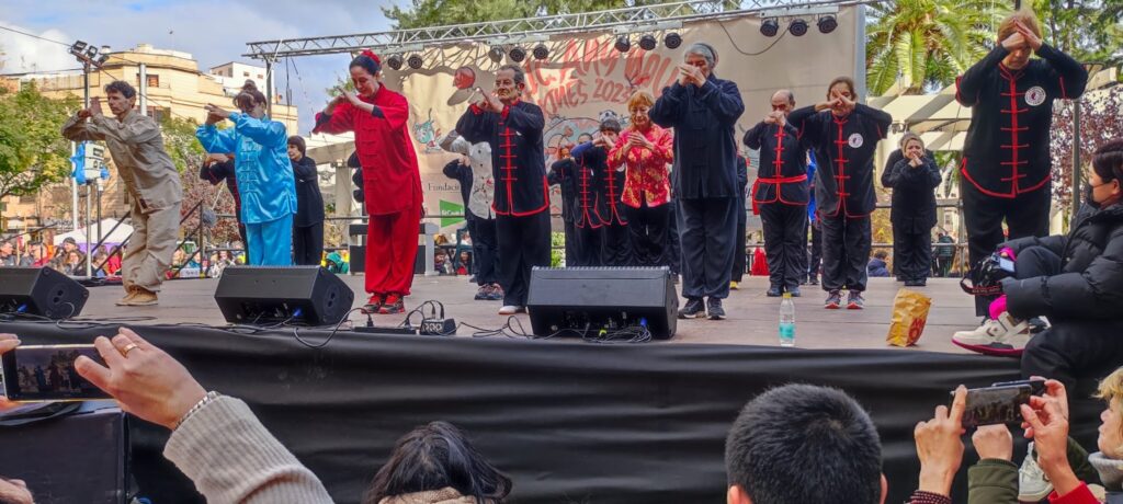 Representación de nuestros alumnos de Kung Fu y Tai Chi durante el nuevo año Chino 2023